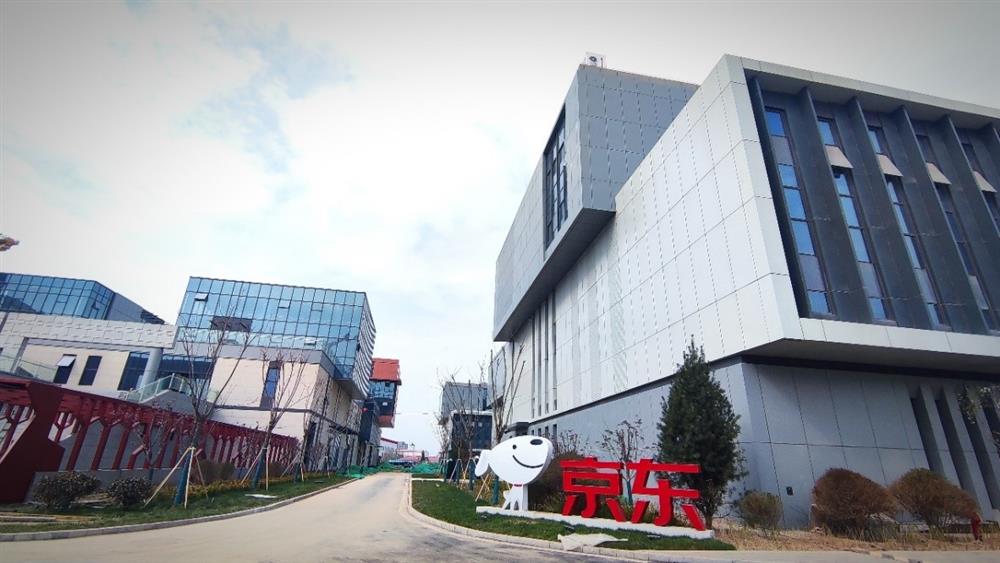 人民網(wǎng)、新華網(wǎng)、大眾網(wǎng)、濟(jì)南電視臺(tái)等多家媒體重磅報(bào)道產(chǎn)發(fā)集團(tuán)高質(zhì)量發(fā)展 成果經(jīng)驗(yàn)