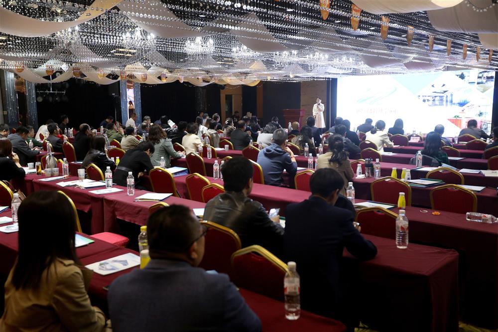 AI賦能產(chǎn)業(yè)生態(tài)！科創(chuàng)投集團(tuán)旗下銀河數(shù)創(chuàng)空間舉辦濟(jì)南科創(chuàng)數(shù)創(chuàng)生態(tài)大會(huì)